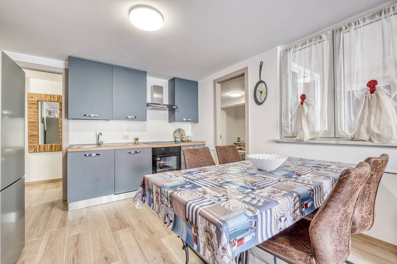 Apartamento entero, Merlo D - town center & private parking in Ceriale, Riviera di Ponente