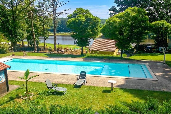 Maison de vacances pour 6 personnes, avec Terrasse ainsi que Jardin et Piscine