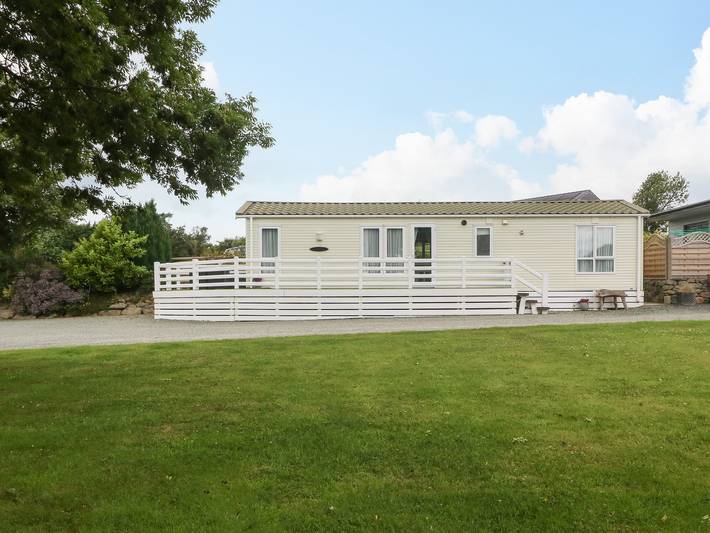 Glamping for 4 people, with Garden on the Isle of Anglesey