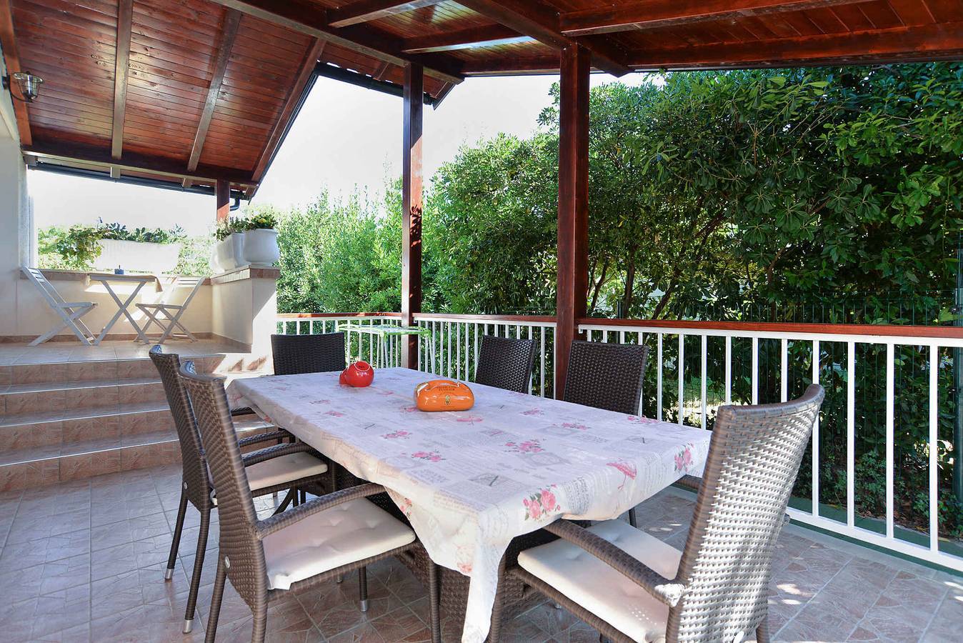 Ferienhaus mit Klimaanlage und Terrasse in Premantura, Südküste Istrien