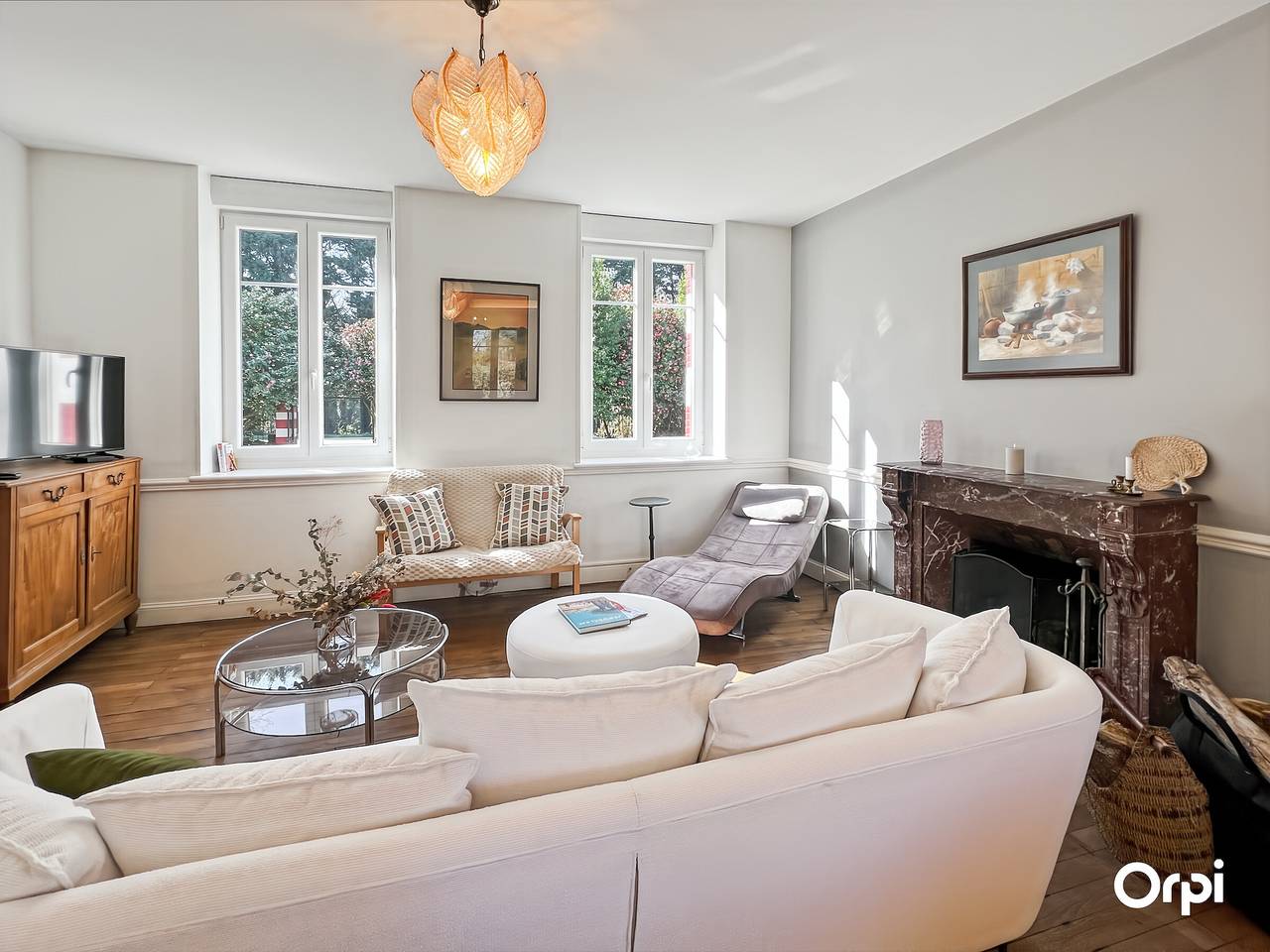 Casa familiar renovada 14 plazas a 10 min de playas, aparcamiento y wifi in Quéven, Côte des Mégalithes