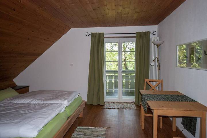 Ferienwohnung für 6 Personen, mit Garten und Balkon in Isny im Allgäu - 2