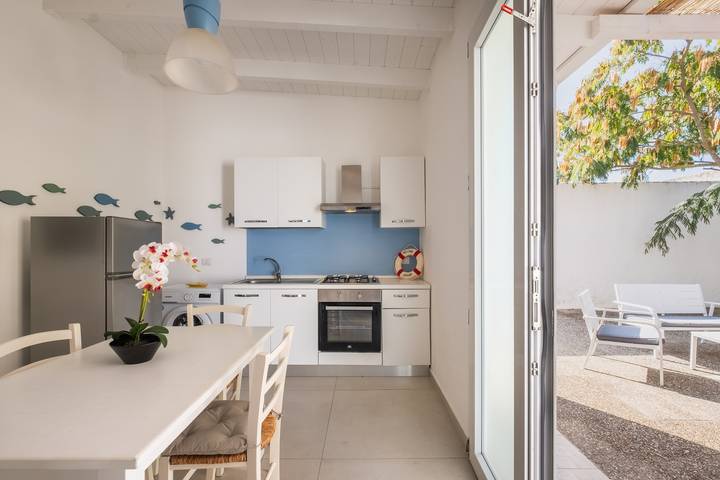 Casa Vacanze 'Serèn – Premium Sea Villa' con Giardino Privato, Wi-Fi e Aria Condizionata in Porto Cesareo, Golfo di Taranto