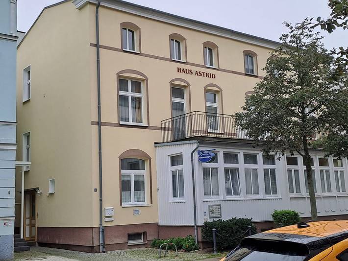 Ferienwohnung für 2 Personen, mit Garten, mit Haustier in Warnemünde