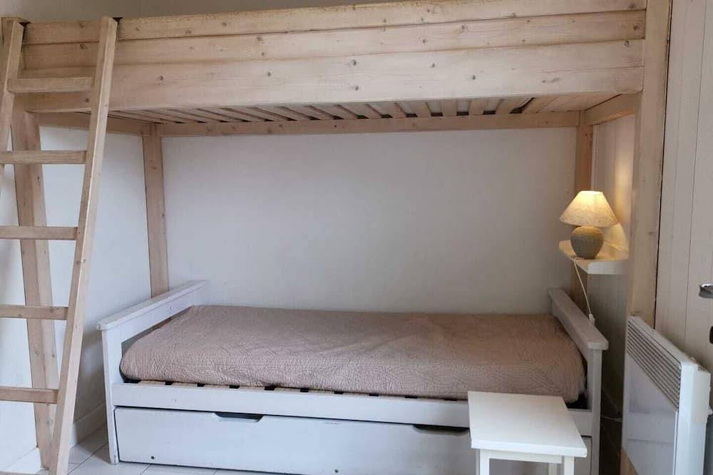 Cottage Les Roses de mer ( Les Agapanthes ) in Sainte-Marie-de-Ré, Ile de Re