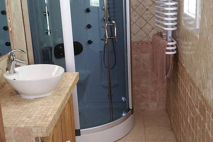 Location de vacances pour 11 personnes, avec jardin à Peynier - 2
