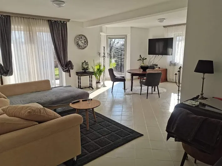 Casa de vacaciones para 8 personas, con vistas y jardín - 1