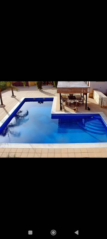 Gîte pour 8 personnes, avec balcon à Lora del Río