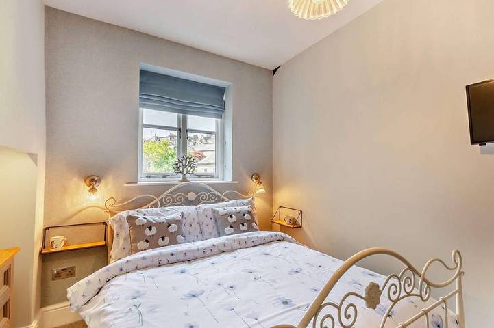 2 Bed in Carnforth in Kirkby Lonsdale, Yorkshire Dales National Park