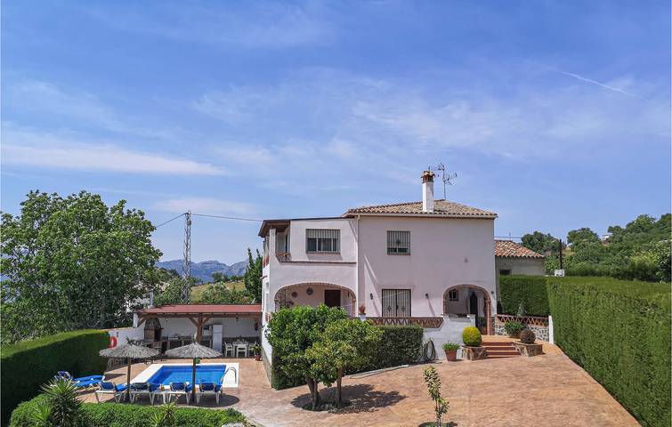 Casa de vacaciones para 8 personas, con terraza y piscina - 1