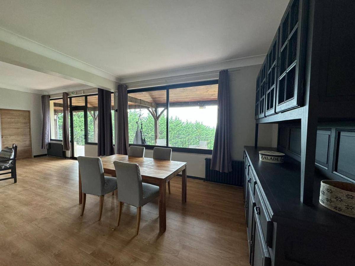 Appartement entier, Two-Bedroom Apartment in Saint-André-d'Allas, Périgord Noir