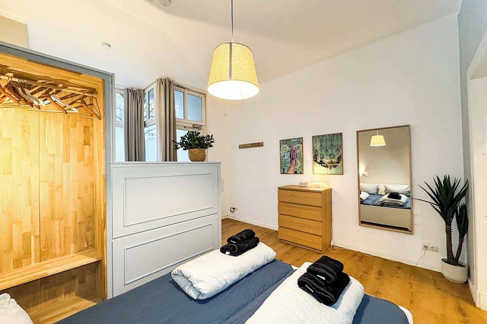 Ganze Wohnung, High-design Loft for 4 in the center of Pberg in Prenzlauer Berg Berlin, Berlin