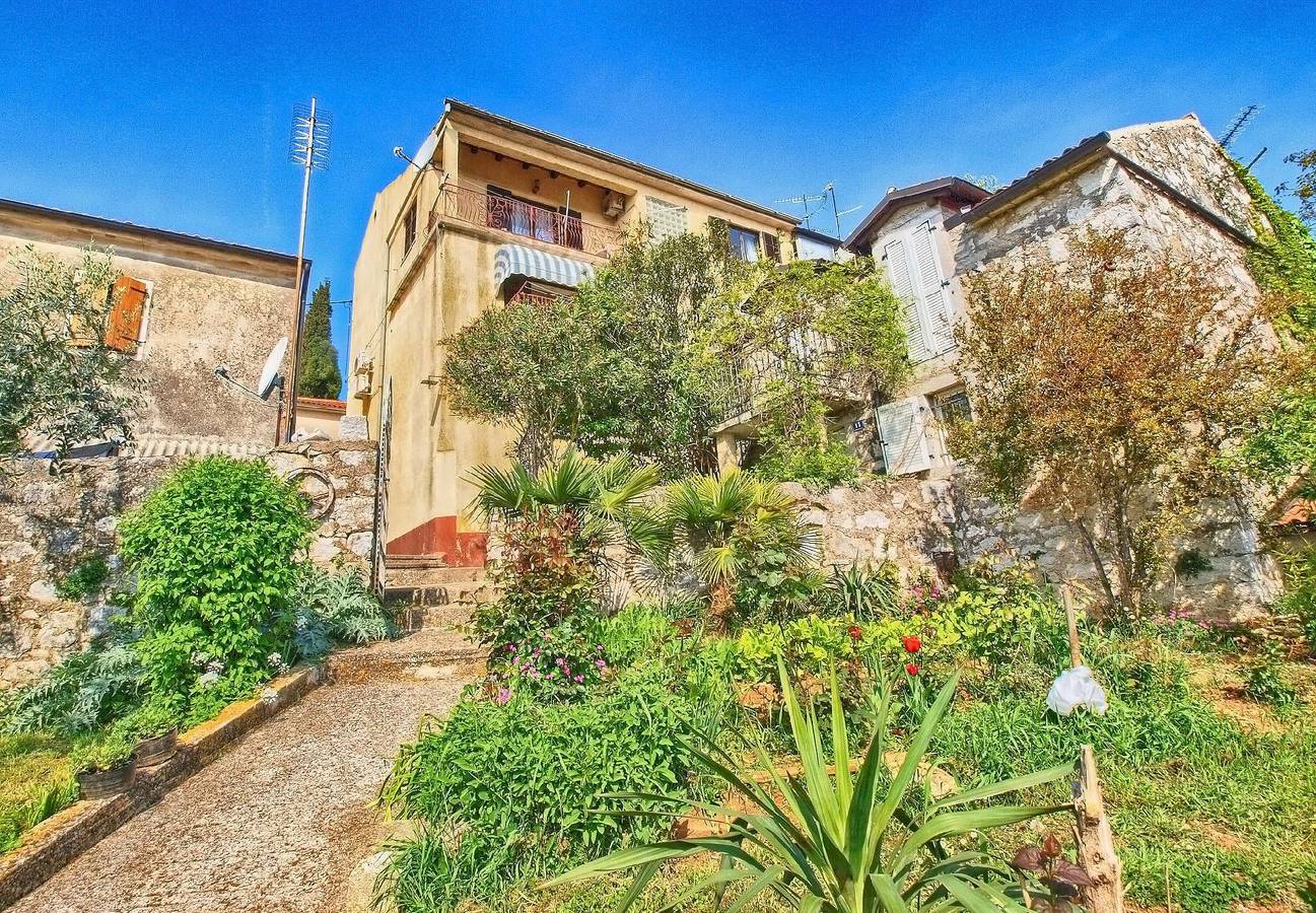 Ganze Ferienwohnung, Ferienwohnung für 3 Personen mit Terrasse in Vrsar, Vrsar-Funtana