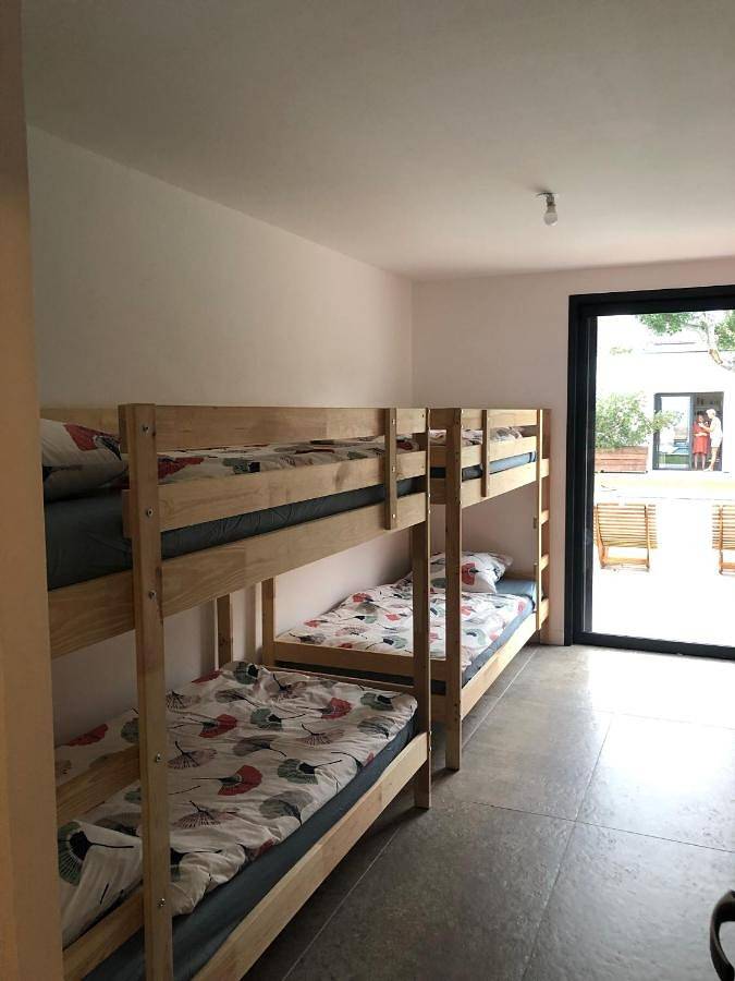 Location de vacances pour 8 personnes, avec vue ainsi que jardin et piscine dans Plage De L Ovu Santu - 2