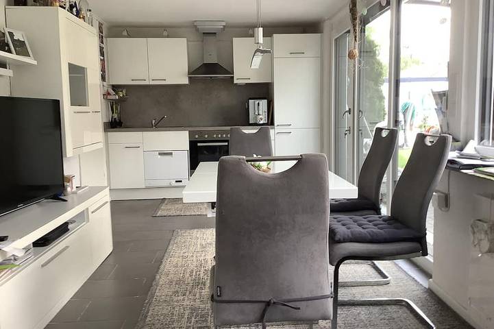 Ferienwohnung für 4 Personen, mit Sauna und Pool sowie Terrasse und Garten in Strullendorf