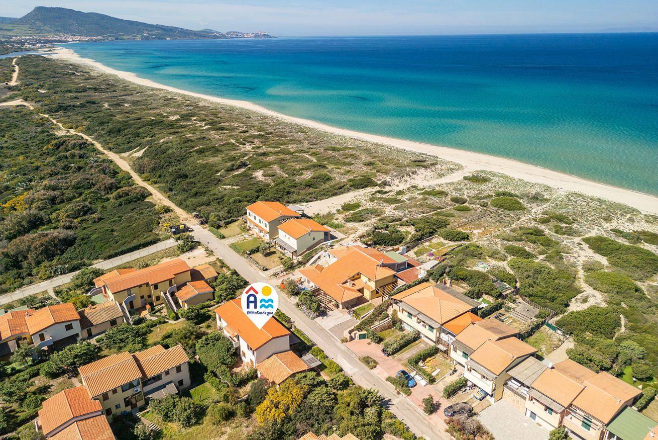 Ganze Wohnung, Ferienwohnung für 6 Personen mit Balkon/Terrasse in Pirotto Li Frati, Badesi
