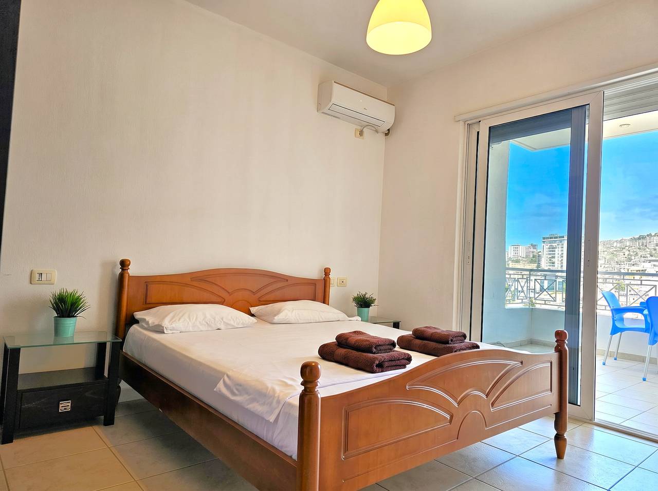 Appartamento intero, Appartamento vacanze per 3 persone con balcone in Saranda, Valona