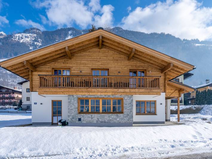 Ferienhaus für 10 Personen, mit Balkon und Terrasse sowie Garten und Sauna in Bad Hofgastein