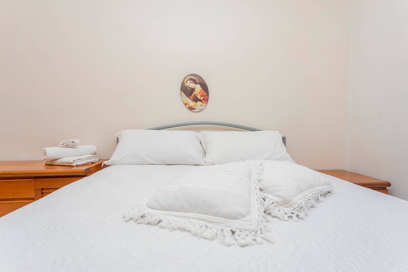Apartamento entero, Apartamento 'I Ciottoli Dello Ionio - Apt 5' con vistas a las montañas, terraza compartida y balcón in Fondachello, Provincia de Catania