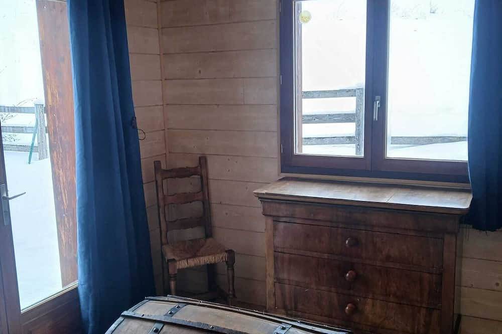 Very sunny chalet at the foot of the slopes, the Ecrins and the paragliding departure point! in Vallouise, Parque Nacional de los Ecrins