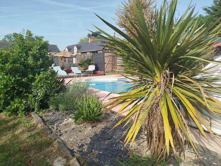 Gîte pour 4 personnes, avec terrasse et piscine à Saint-Jean-des-Mauvrets - 4