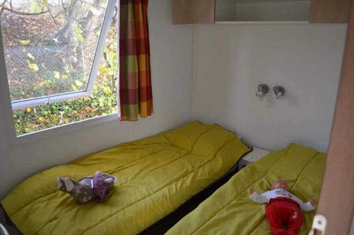 Mobil home pour 6 personnes à Saint-Martin-du-Vieux-Bellême - 2