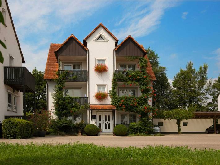 Ferienwohnung für 4 Personen, mit Balkon und Terrasse sowie Garten im Steigerwald