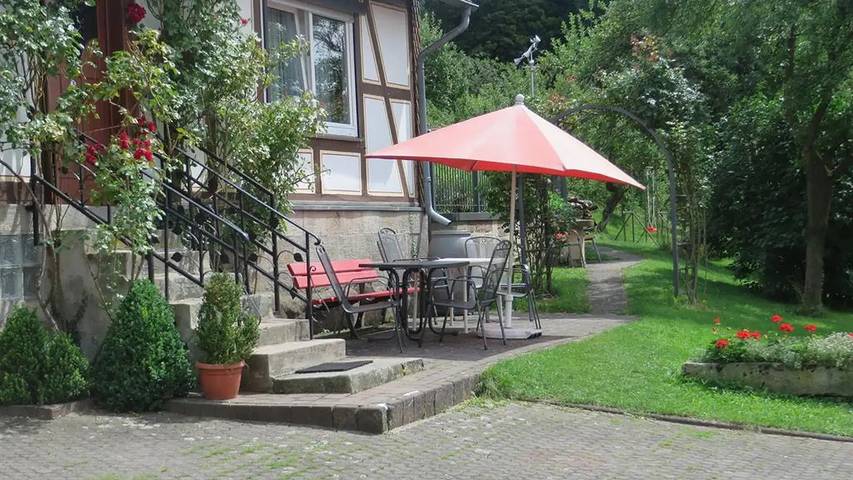 Ferienwohnung für 4 Personen, mit Balkon und Garten in Hofbieber - 3