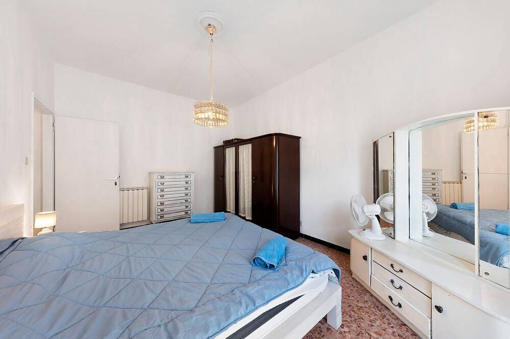Apartamento entero, Apartamento 'Beach Next To 5 Terre' con Vista al Mar, Terraza Compartida y Balcón in Bonassola (City), Bonassola