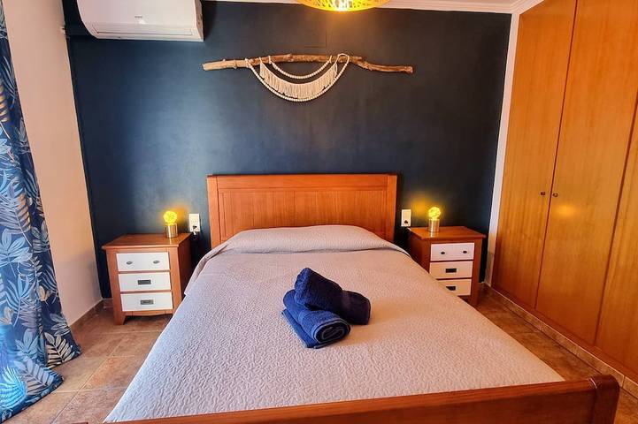 Bella casa per 8 persone con piscina privata, wifi e 400 metri dal mare. in Les Tres Cales, L'Ametlla de Mar