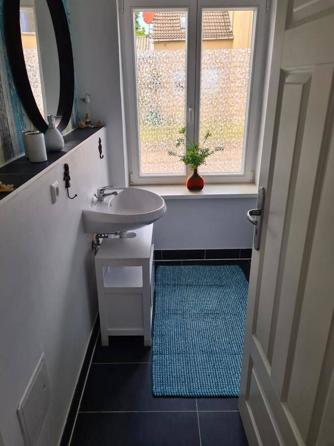 Ganze Wohnung, One-Bedroom Apartment in Canow, Wustrow (Mecklenburgische Seenplatte)