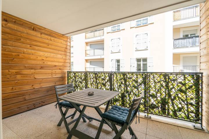 Location de vacances pour 2 personnes, avec Balcon dans Val-d'Oise