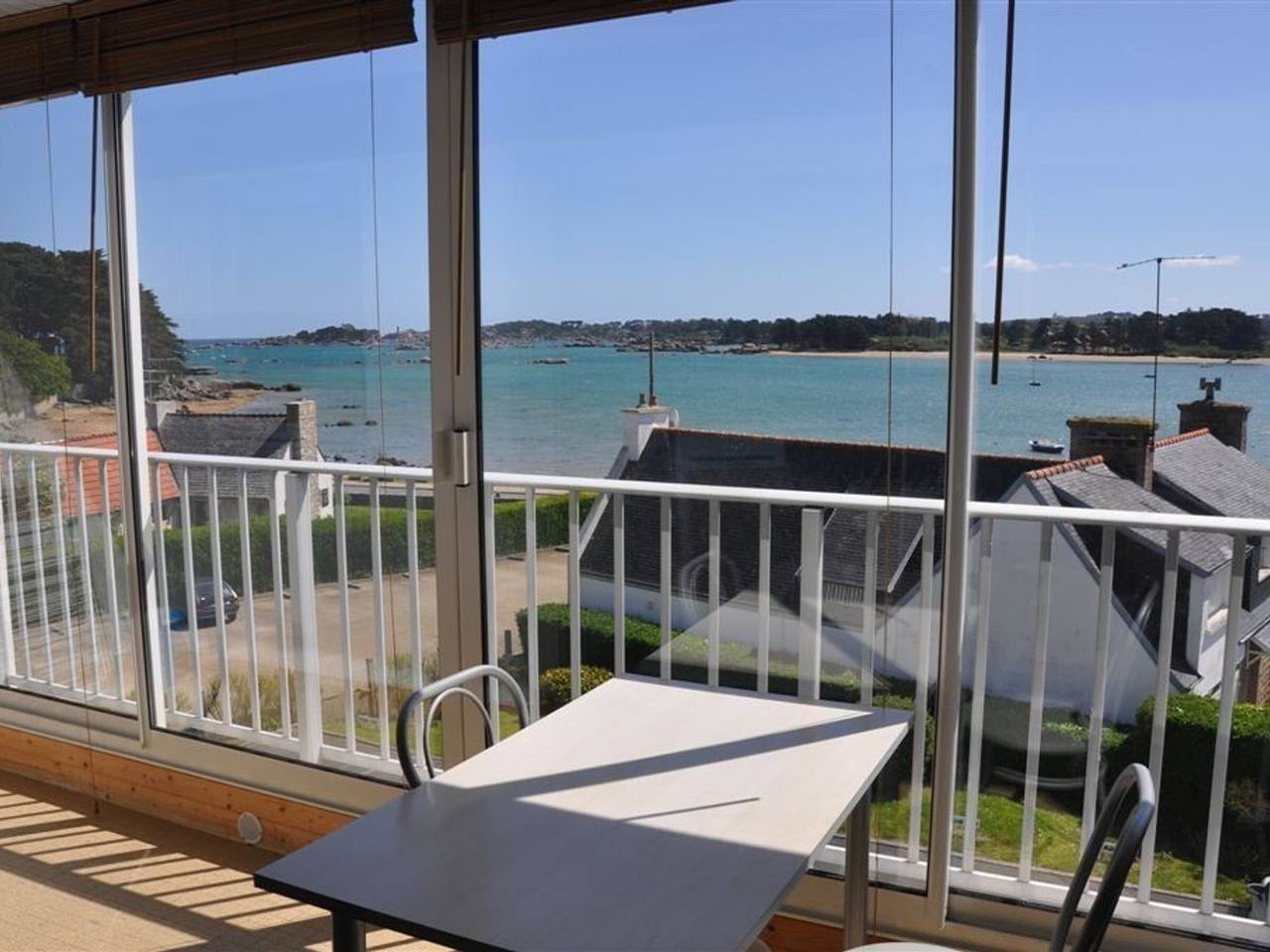 Apartamento entero, Estudio con vista al mar en Trégastel con parking privado in Trégastel, Costa de granito rosa