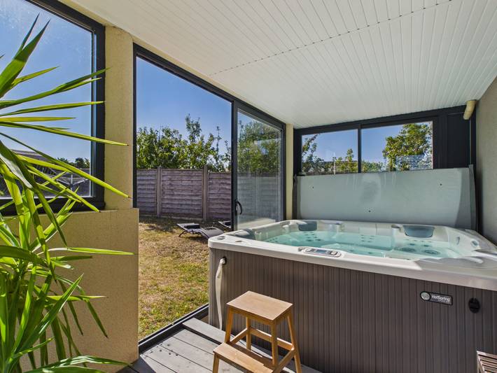Location de vacances pour 4 personnes, avec Terrasse et Jardin dans Plage de Grève Blanche (Plouguerneau)