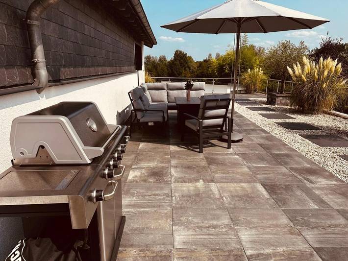 Ferienhaus für 12 Personen, mit Balkon und Whirlpool sowie Terrasse und Garten in Leverkusen - 3