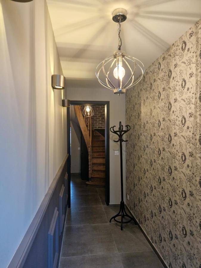 Double or Twin Room with Private Bathroom in Templeuve-en-Pévèle, Région de Lille