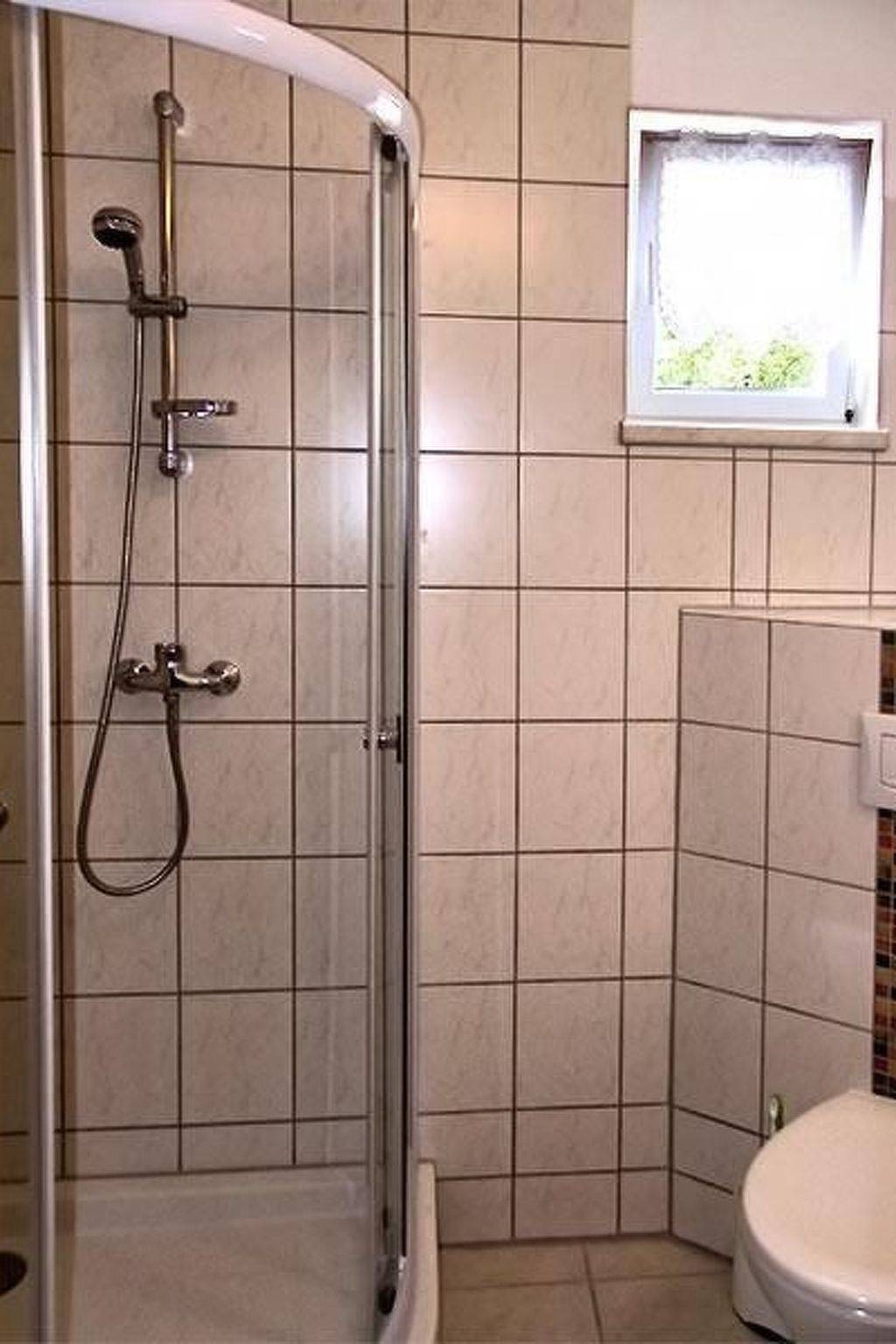 Ganze Wohnung, Schöne Ferienwohnung mit Garten und Grill in Rathmannsdorf, Elbsandsteingebirge