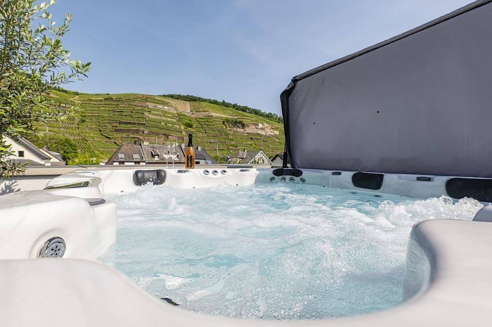 Ganze Wohnung, Penthouse Kräuterberg - Kriechel´s Terroir in Ahrweiler, Bad Neuenahr