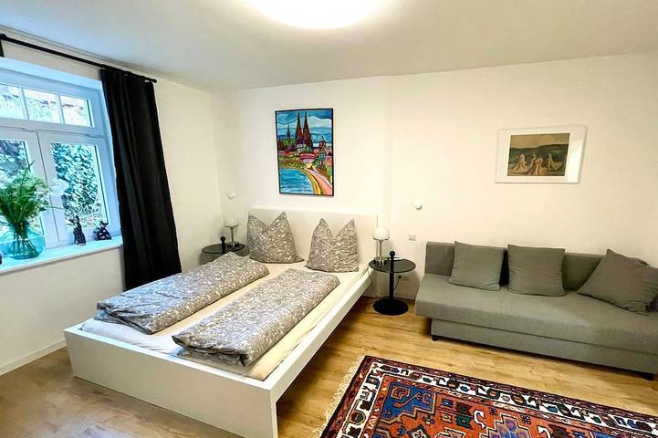 Ferienwohnung für 5 Personen, mit Garten und Terrasse sowie Sauna in Loschwitz - 3