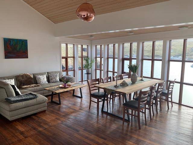Ferienhaus für 10 Personen, mit Ausblick in Färöer