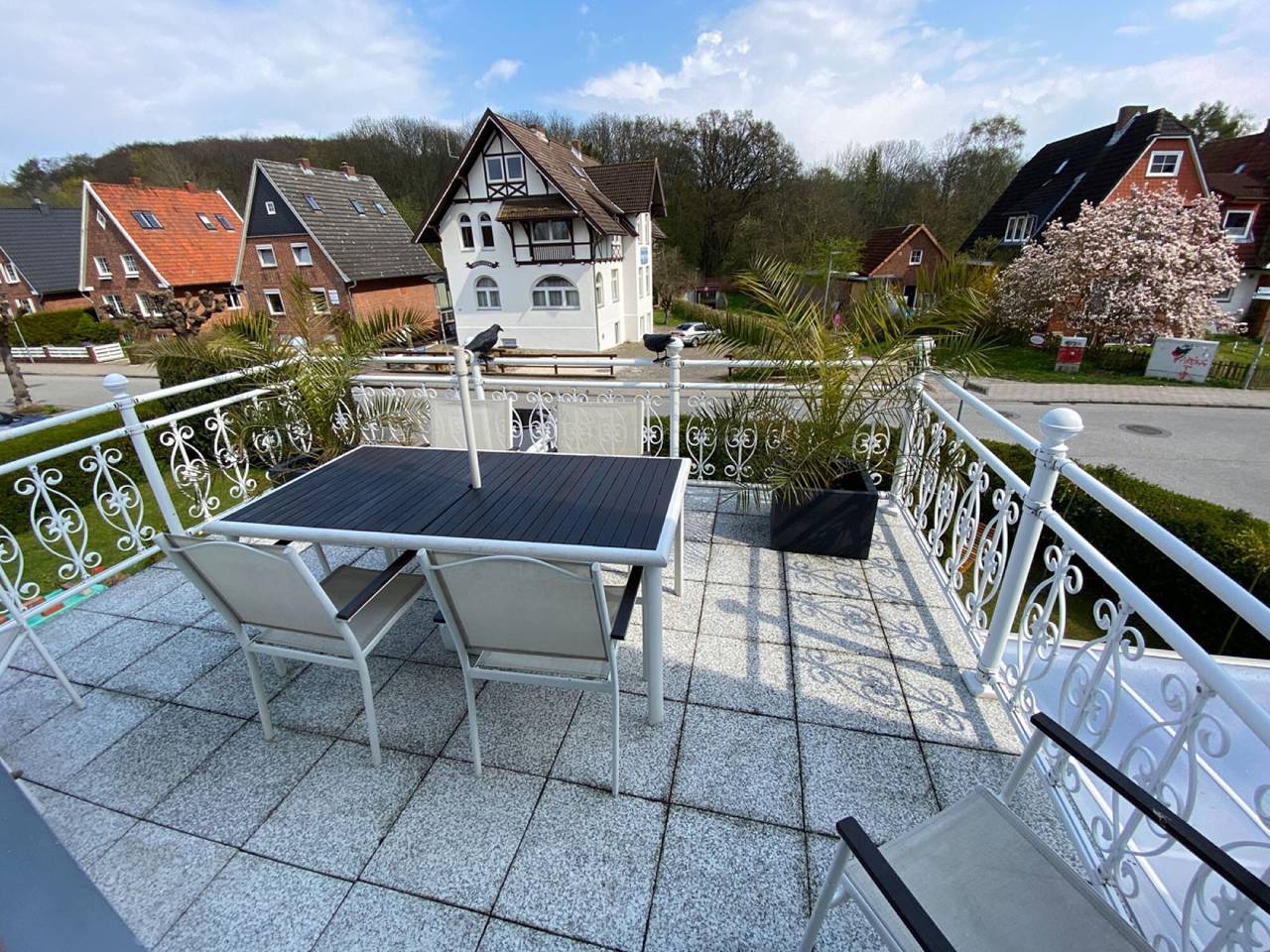 Ganze Wohnung, Ferienwohnung Parkblick 2 mit Privatterrasse, Balkon und Wlan in Travemünde, Lübeck