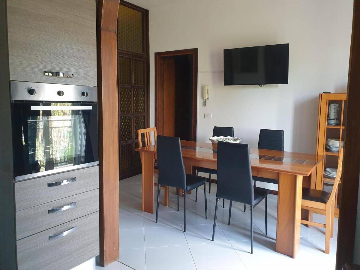 Appartamento intero, Two-Bedroom Apartment with Balcony in Valverde (Catania), Catania e dintorni