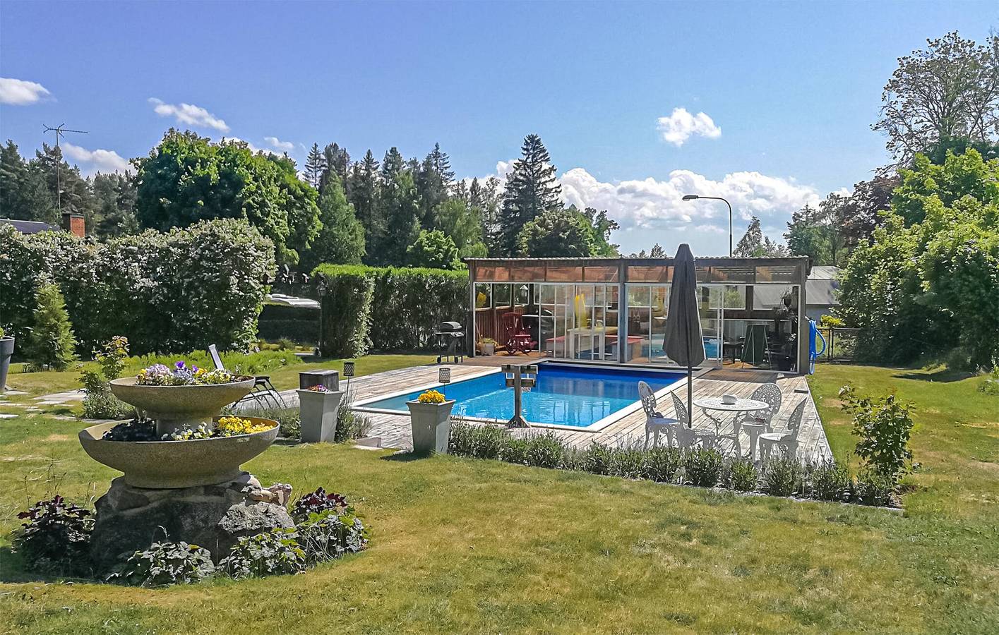 Ferienhaus für 10 Personen mit Terrasse in Finspang, Östergötland