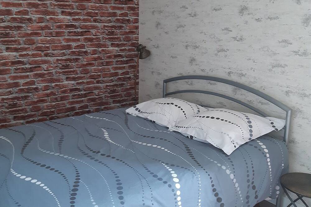 Gîte familiale avec piscine en partage in Beaulieu-sur-Layon, Vallée de la Loire