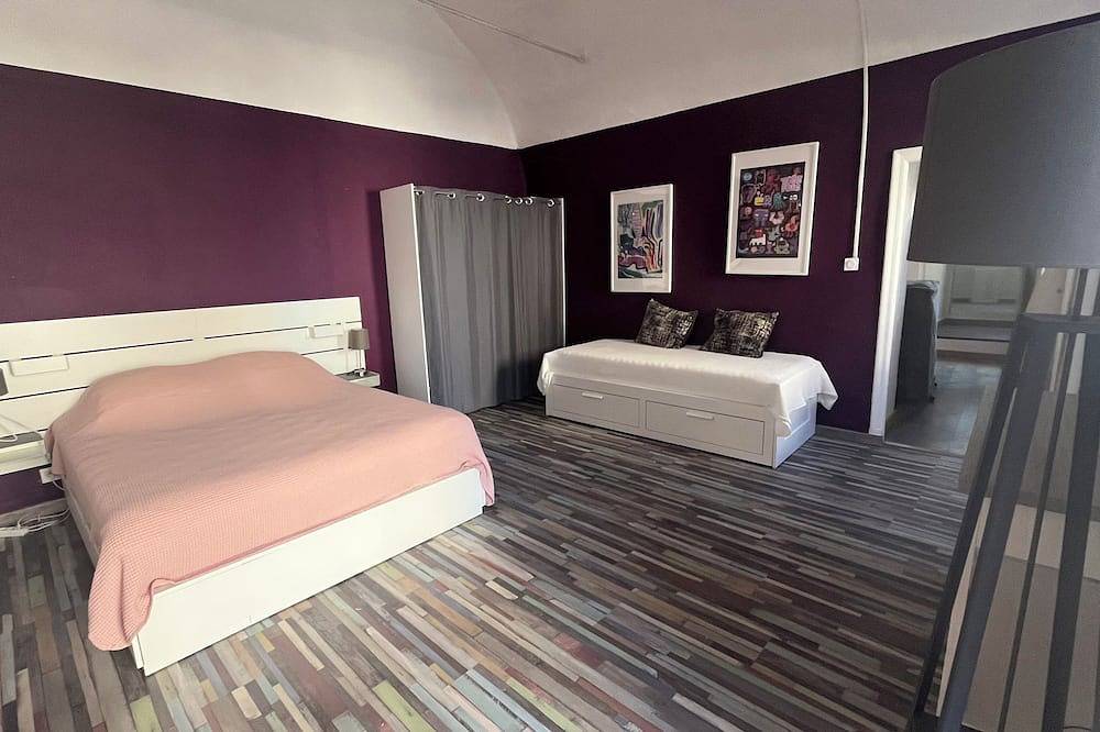 Appartement entier, Appartement Canari Avec Jardin. Entre mer et montagne. Animaux acceptés! in Canari, Région de Bastia