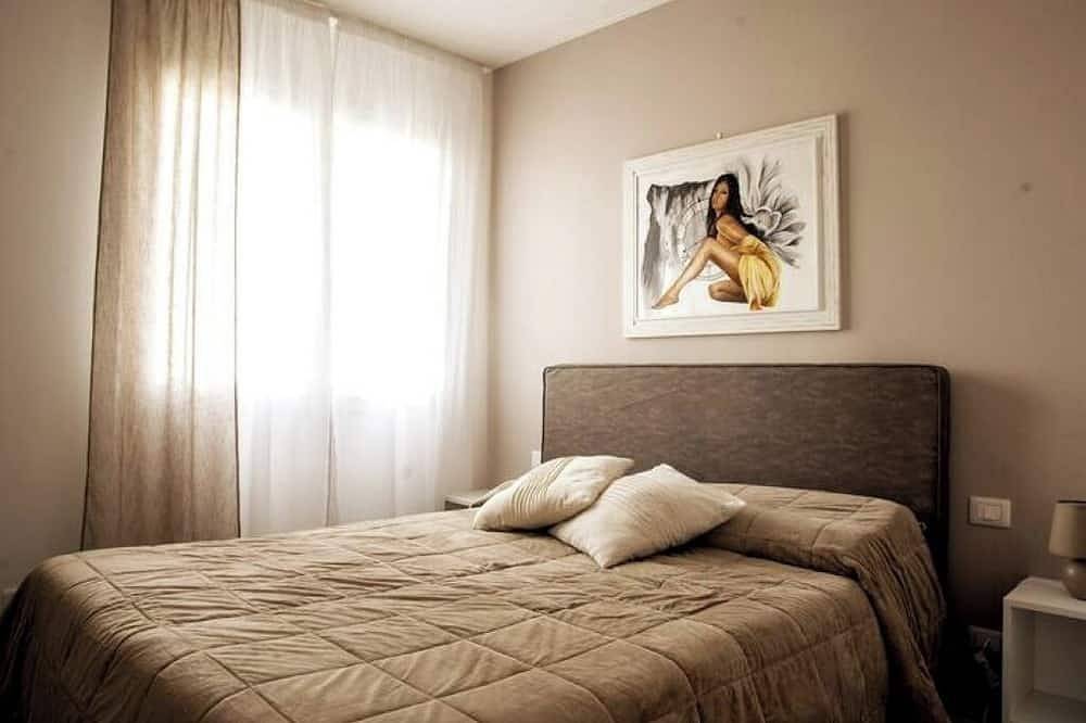 Apartamento entero, Home Suites Home - Peperoncino - 1.6 km from Peschiera del Garda in Valeggio sul Mincio, Provincia de Verona
