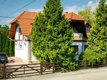 Ferienhaus für 4 Personen, mit Garten und Terrasse am Balaton