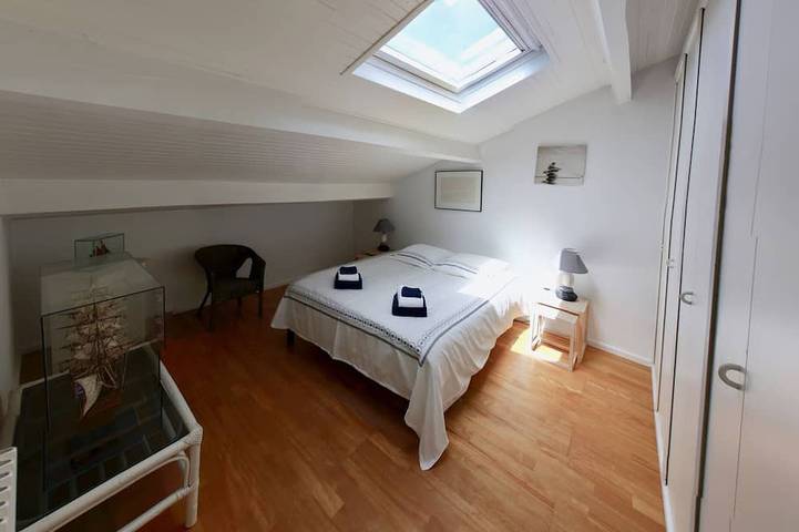 Gîte pour 6 personnes, avec balcon dans Plage du Miramar - 4