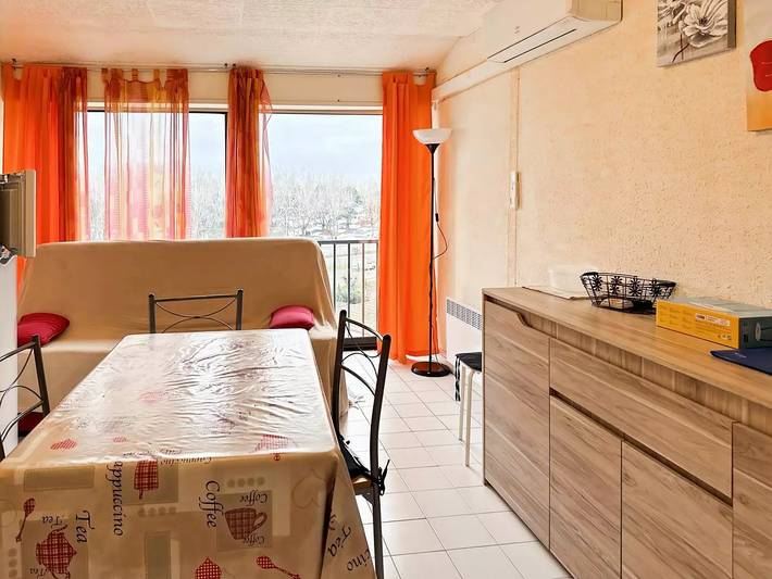 Ferienwohnung für 6 Personen, mit Ausblick und Pool in Le Grau-du-Roi