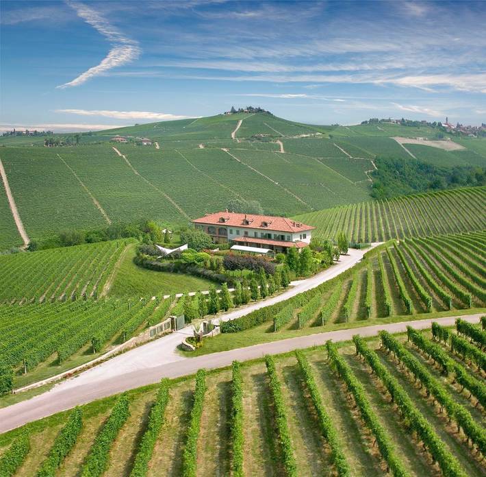 Agriturismo voor 2 personen, with Terras and Tuin as well as Uitzicht in Alba